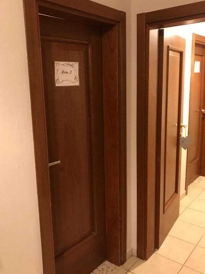 Affittacamere Home&Stazione Bologna Ngoại thất bức ảnh