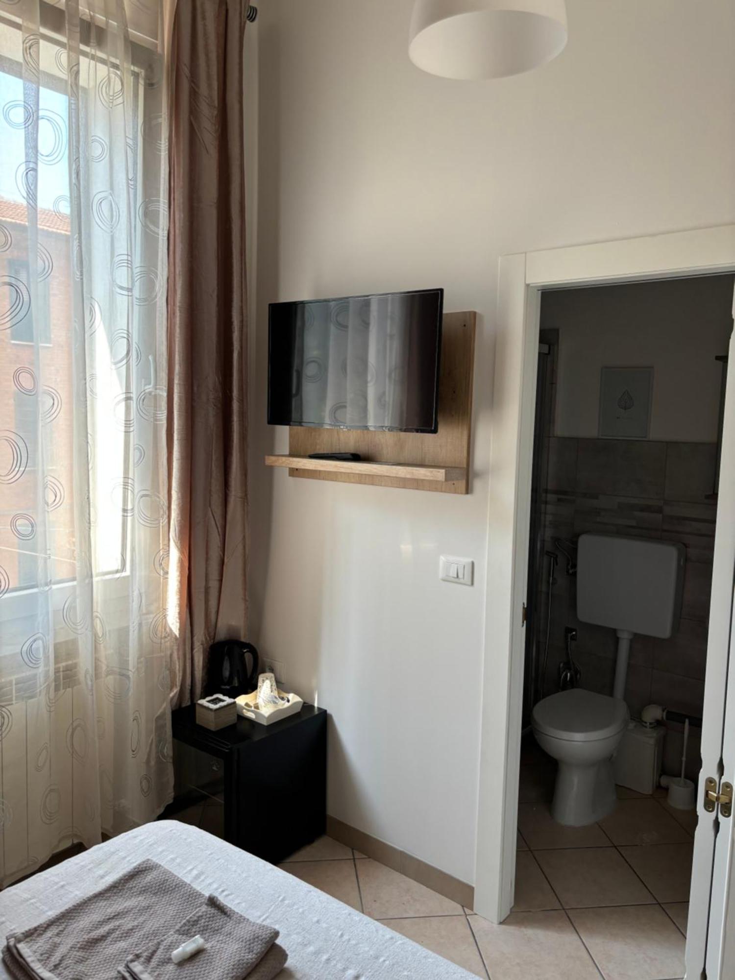 Affittacamere Home&Stazione Bologna Ngoại thất bức ảnh