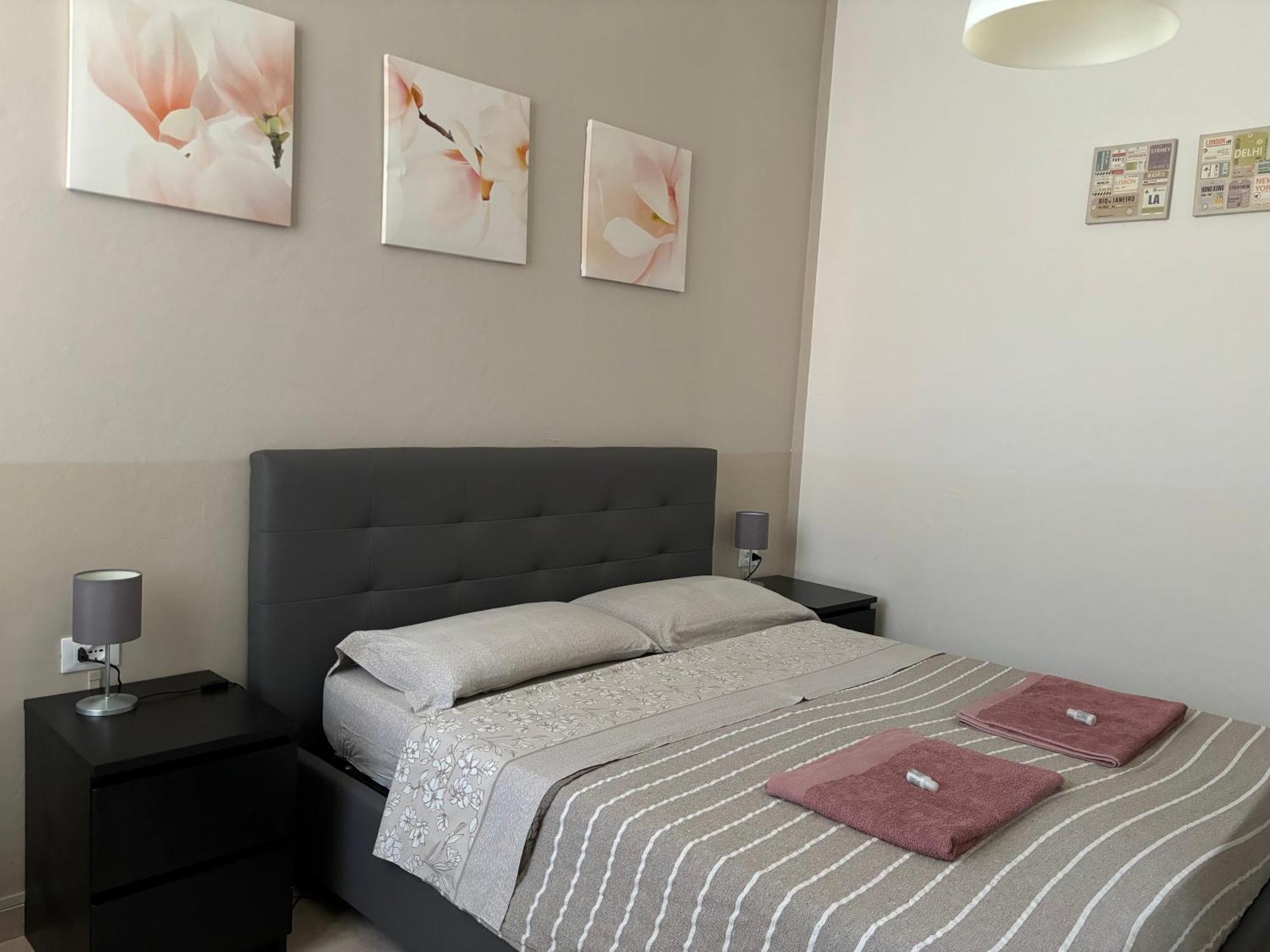 Affittacamere Home&Stazione Bologna Ngoại thất bức ảnh
