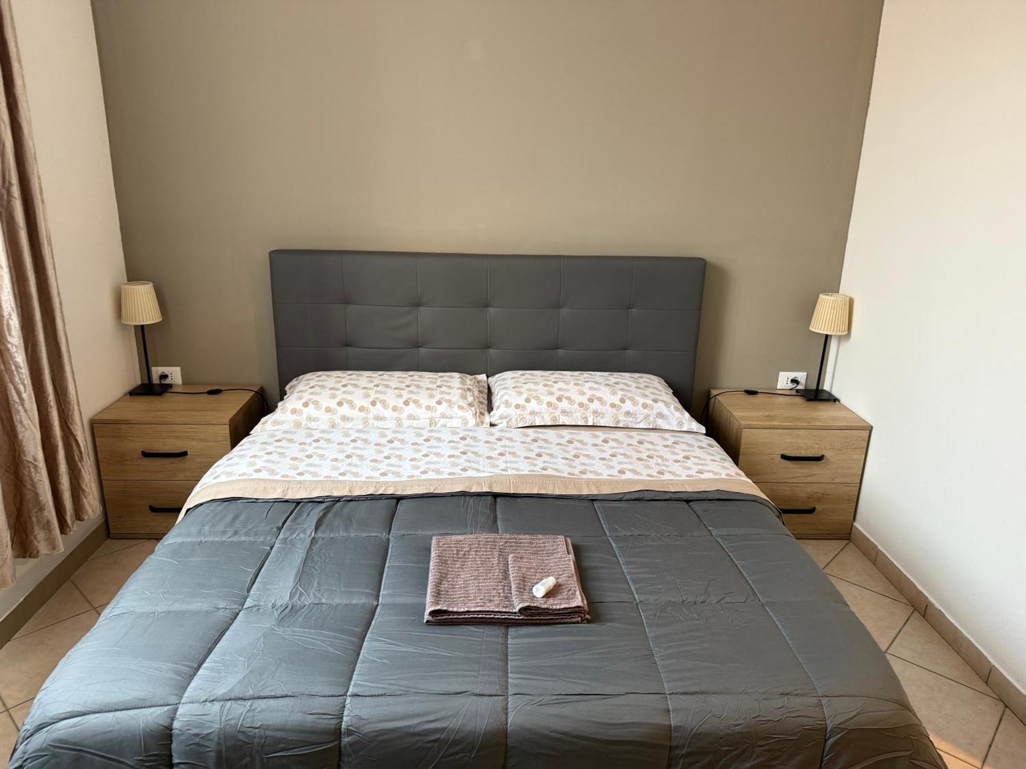 Affittacamere Home&Stazione Bologna Ngoại thất bức ảnh
